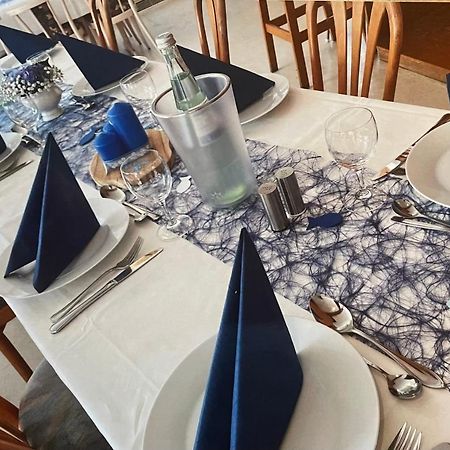 Hotel Zur Sonne Kirchhain Екстериор снимка